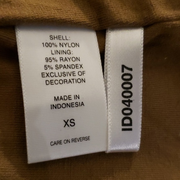 NY & CO Collection Gold Sequin Skirt size XSmall - Picture 7 of 7